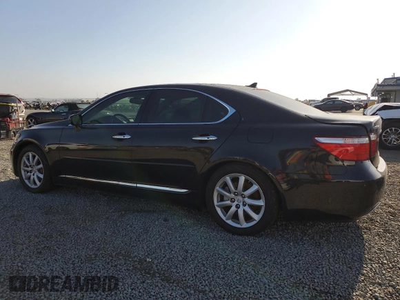 2007 Lexus LS 460 with VIN JTHBL46F275048355, listed as a Copart auction lot 62407725 with 206,881 mi miles and Clean title. Bid and sale history available at DreamBid. Image 2.