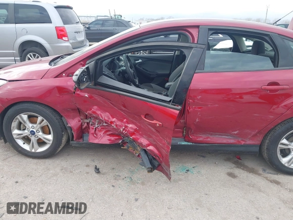 2014 Ford Focus SE with VIN 1FADP3F21EL340728, listed as a IAAI auction lot 41159162 with 125,919 mi miles. Bid and sale history available at carsss.com. Image 6.