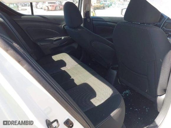 2017 Nissan Versa Sedan SV with VIN 3N1CN7AP7HL840054, listed as a IAAI auction lot 41828247 with 45,980 mi miles. Bid and sale history available at carsss.com. Image 8.