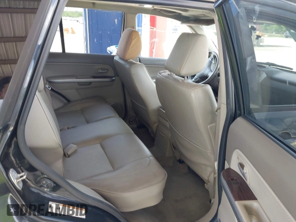 2006 Suzuki Grand Vitara Luxury with VIN JS3TD947664104590, listed as a IAAI auction lot 42473110 with 146,715 mi miles and . Bid and sale history available at DreamBid. Image 8.
