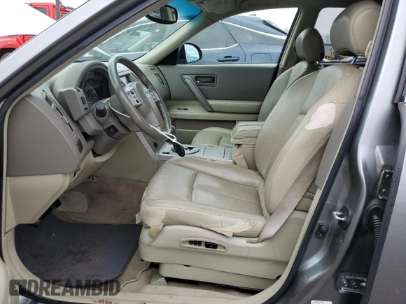2005 Infiniti FX z VIN JNRAS08W45X205908, wystawiony jako Copart lot #85388704 z przebiegiem 233 492 mil mil oraz Tytuł czysty. Historia ofert i sprzedaży dostępna na DreamBid. Obrazek 7.