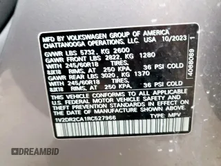 2024 Volkswagen Atlas SE z VIN 1V2DR2CA1RC527966, wystawiony jako Copart lot #55614245 z przebiegiem 38 734 mil mil oraz Szkoda całkowita • Salvage title. Historia ofert i sprzedaży dostępna na DreamBid. Obrazek 14.