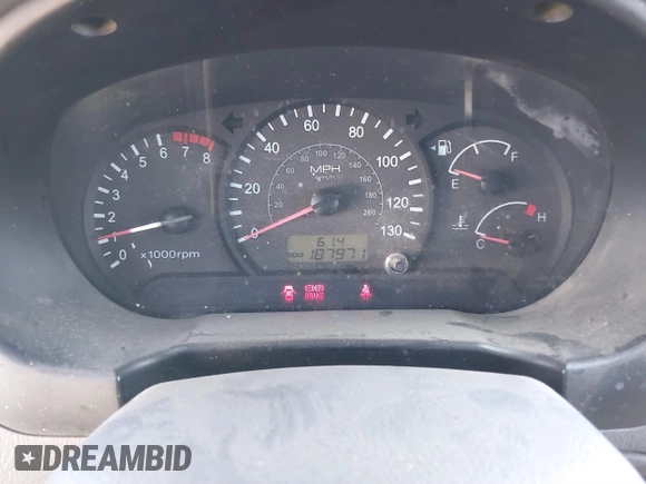 2005 Hyundai Accent GLS with VIN KMHCG45C95U620716, listed as a IAAI auction lot 41740573 with 187,971 mi miles. Bid and sale history available at carsss.com. Image 7.