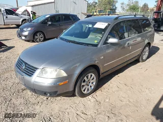 2001 Volkswagen Passat GLS with VIN WVWVD63B61E184553, listed as a IAAI auction lot 41939831 with 74,225 mi miles. Bid and sale history available at carsss.com. Image 2.