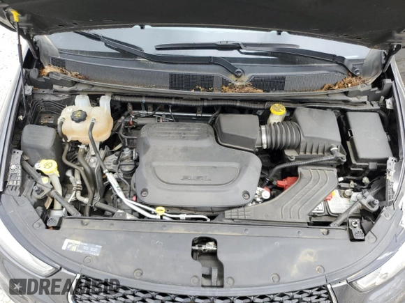 2021 Chrysler Pacifica Touring with VIN 2C4RC1FGXMR550164, listed as a Copart auction lot 57297585 with 10,222 mi miles and Salvage title. Bid and sale history available at DreamBid. Image 12.