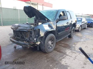 2011 Chevrolet Tahoe Commercial с VIN 1GNLC2E08BR237480, выставлен на аукционе IAAI как лот 40892503 с пробегом 131 015 миль миль и . История ставок и продаж доступна на DreamBid. Изображение 21.