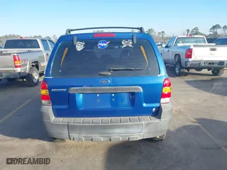 2007 Ford Escape XLS with VIN 1FMYU02Z37KB37995, listed as a IAAI auction lot 41641769 with 199,045 mi miles. Bid and sale history available at carsss.com. Image 16.