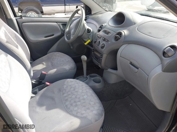 2000 Toyota ECHO with VIN JTDBT1234Y0078225, listed as a IAAI auction lot 41766984 with NaN miles. Bid and sale history available at carsss.com. Image 5.