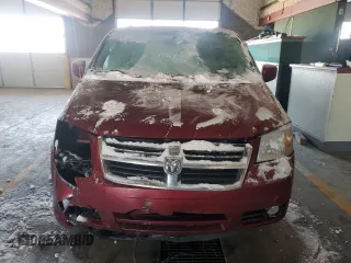 2010 Dodge Grand Caravan Crew with VIN 2D4RN6DX7AR446546, listed as a Copart auction lot 42484005 with 118,104 mi miles and Salvage Title. Bid and sale history available at DreamBid. Image 5.