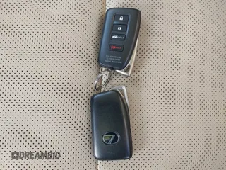 2017 Lexus RX 350 z VIN 2T2ZZMCA8HC060632, wystawiony jako IAAI lot #41334535 z przebiegiem 41 592 mil mil oraz . Historia ofert i sprzedaży dostępna na DreamBid. Obrazek 11.
