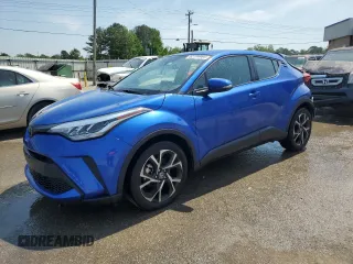 2022 Toyota C-HR XLE with VIN NMTKHMBX1NR141939, listed as a Copart auction lot 52194464 with 17,387 mi miles and Salvage Title. Bid and sale history available at carsss.com. Image 1.