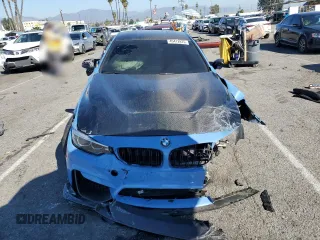 2018 BMW M4 z VIN WBS4Y9C50JAA85547, wystawiony jako Copart lot #45412975 z przebiegiem Nie podano mil oraz Szkoda całkowita • Salvage title. Historia ofert i sprzedaży dostępna na DreamBid. Obrazek 5.