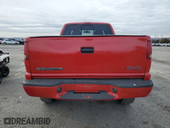 2002 GMC Sonoma SLS with VIN 1GTCT19W628201276, listed as a Copart auction lot 80494294 with 248,850 mi miles and Salvage Title. Bid and sale history available at carsss.com. Image 6.