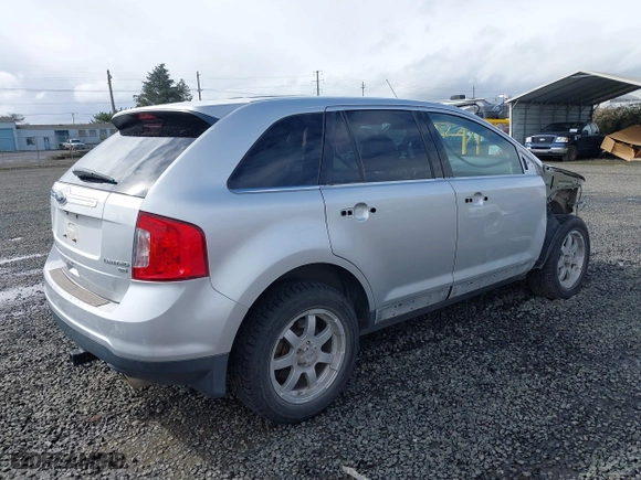 2013 Ford Edge Limited with VIN 2FMDK4KC4DBC38024, listed as a IAAI auction lot 41789204 with 112,997 mi miles. Bid and sale history available at carsss.com. Image 4.