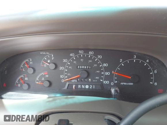 2001 Ford Excursion Limited z VIN 1FMNU43S61EA18890, wystawiony jako IAAI lot #42536943 z przebiegiem 208 971 mil mil oraz . Historia ofert i sprzedaży dostępna na DreamBid. Obrazek 7.