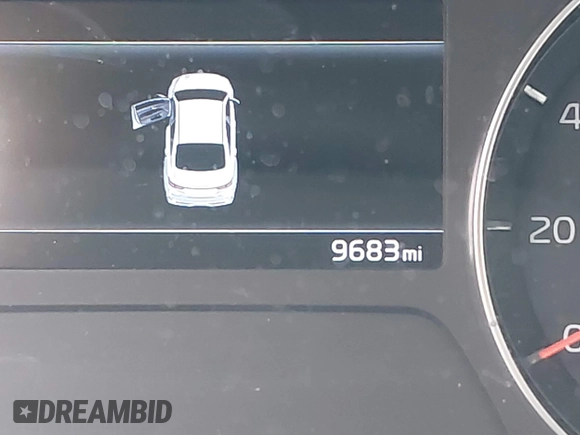 2023 Kia Forte LXS z VIN 3KPF24AD1PE642421, wystawiony jako IAAI lot #40528615 z przebiegiem 9 683 mil mil oraz . Historia ofert i sprzedaży dostępna na DreamBid. Obrazek 16.