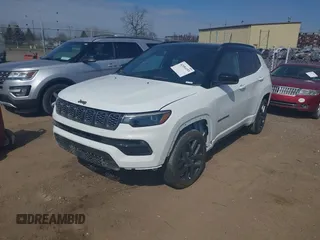 2024 Jeep Compass Limited with VIN 3C4NJDCN7RT106527, listed as a IAAI auction lot 42054193 with 1,862 mi miles and . Bid and sale history available at DreamBid. Image 17.
