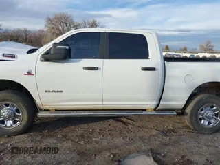 2023 Ram 2500 Big Horn with VIN 3C6UR5DL2PG618989, listed as a IAAI auction lot 40917764 with 35,736 mi miles. Bid and sale history available at carsss.com. Image 15.
