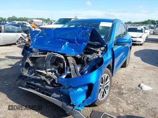 2020 Ford Escape SEL with VIN 1FMCU0H68LUC07917, listed as a IAAI auction lot 42448554 with Not provided miles and . Bid and sale history available at DreamBid. Image 17.