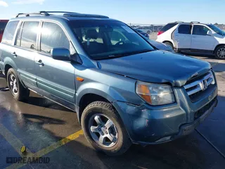 2007 Honda Pilot EX-L with VIN 5FNYF285X7B045780, listed as a IAAI auction lot 41324224 with 168,911 mi miles. Bid and sale history available at carsss.com. Image 1.
