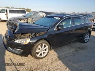 2017 Volvo V60 Premier with VIN YV140MEK2H1331763, listed as a Copart auction lot 77954904 with 0 mi miles and Salvage Title. Bid and sale history available at carsss.com. Image 1.