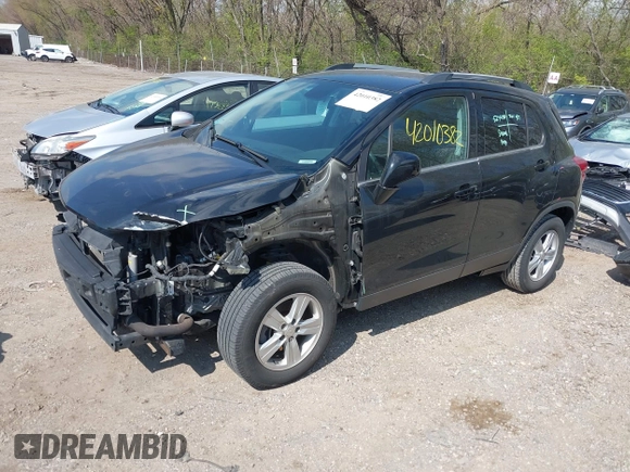 2020 Chevrolet Trax LT z VIN 3GNCJLSB9LL226191, wystawiony jako IAAI lot #42010382 z przebiegiem 90 357 mil mil oraz . Historia ofert i sprzedaży dostępna na DreamBid. Obrazek 18.