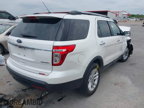 2014 Ford Explorer XLT z VIN 1FM5K7D87EGC46837, wystawiony jako IAAI lot #41951861 z przebiegiem Nie podano mil oraz . Historia ofert i sprzedaży dostępna na DreamBid. Obrazek 4.