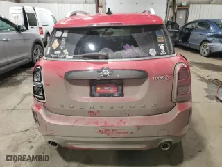 2022 MINI Countryman Cooper S with VIN WMZ83BR09N3P02526, listed as a Copart auction lot 84114224 with 0 mi miles and Salvage Title. Bid and sale history available at carsss.com. Image 6.