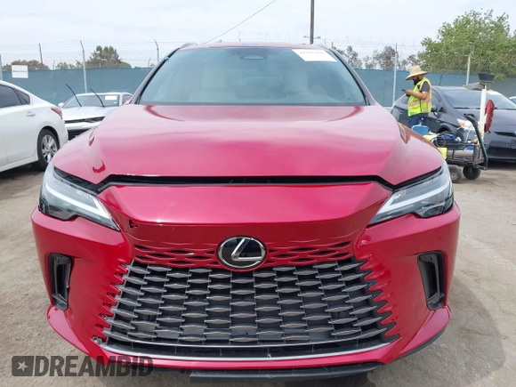 2023 Lexus RX 350h z VIN 2T2BBMCA9PC014179, wystawiony jako IAAI lot #42375208 z przebiegiem 9525 mil mil oraz . Historia ofert i sprzedaży dostępna na DreamBid. Obrazek 12.