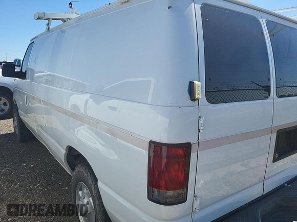 2008 Ford Econoline Cargo Commercial z VIN 1FTNE24L98DA83102, wystawiony jako IAAI lot #42455905 z przebiegiem 185 727 mil mil oraz . Historia ofert i sprzedaży dostępna na DreamBid. Obrazek 9.