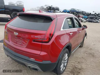 2020 Cadillac XT4 FWD Premium Luxury with VIN 1GYFZCR44LF135520, listed as a IAAI auction lot 41197302 with 78,324 mi miles. Bid and sale history available at carsss.com. Image 4.