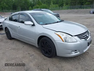2011 Nissan Altima S with VIN 1N4AL2AP9BC152403, listed as a IAAI auction lot 42505092 with 172,725 mi miles and . Bid and sale history available at DreamBid. Image 1.