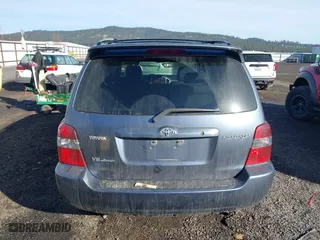 2004 Toyota Highlander with VIN JTEEP21A740062131, listed as a IAAI auction lot 41690692 with 224,877 mi miles. Bid and sale history available at carsss.com. Image 17.