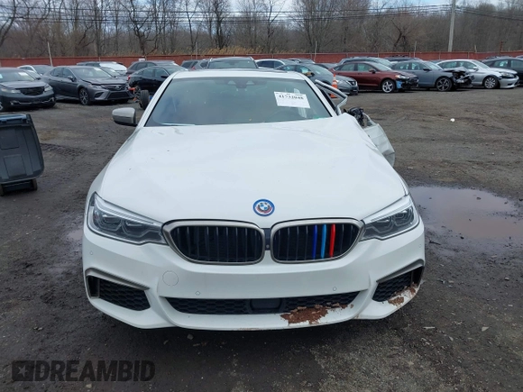 2018 BMW 5 Series M550i xDrive с VIN WBAJB9C56JB035929, выставлен на аукционе IAAI как лот 41732048 с пробегом 87 896 миль миль и . История ставок и продаж доступна на DreamBid. Изображение 11.