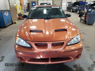 2004 Pontiac Grand Am GT with VIN 1G2NW52E74M652319, listed as a Copart auction lot 44958195 with 197,272 mi miles and Salvage Title. Bid and sale history available at carsss.com. Image 5.