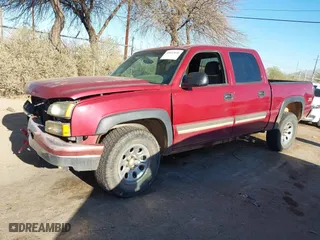 2006 Chevrolet Silverado 1500 LT1 with VIN 2GCEK13T861170115, listed as a IAAI auction lot 41852030 with 213,353 mi miles. Bid and sale history available at carsss.com. Image 18.