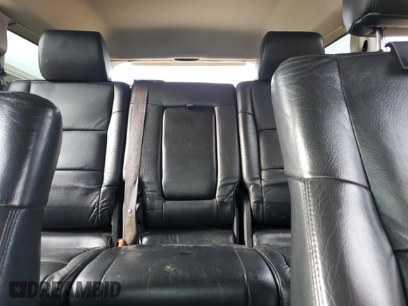 2008 Jeep Commander Sport with VIN 1J8HH48K68C115276, listed as a Copart auction lot 58859035 with 177,233 mi miles and Salvage title. Bid and sale history available at DreamBid. Image 10.