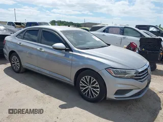 2021 Volkswagen Jetta S z VIN 3VWC57BU9MM015930, wystawiony jako IAAI lot #42020727 z przebiegiem 67 982 mil mil oraz . Historia ofert i sprzedaży dostępna na DreamBid. Obrazek 1.