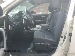 2011 Kia Sorento LX with VIN 5XYKTDA24BG141822, listed as a Copart auction lot 61693074 with 168,509 mi miles and Salvage Title. Bid and sale history available at carsss.com. Image 7.