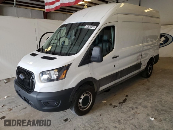 2023 Ford Transit Cargo z VIN 1FTBR1X88PKB17758, wystawiony jako Copart lot #48182245 z przebiegiem 25 760 mil mil oraz Czysty tytuł • Clean title. Historia ofert i sprzedaży dostępna na DreamBid. Obrazek 1.