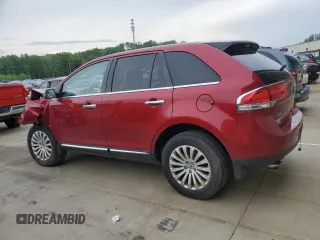 2013 Lincoln MKX z VIN 2LMDJ8JK2DBL35777, wystawiony jako Copart lot #54878005 z przebiegiem 214 730 mil mil oraz Szkody całkowita. Historia ofert i sprzedaży dostępna na DreamBid. Obrazek 2.