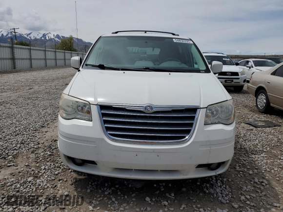 2010 Chrysler Town & Country Touring with VIN 2A4RR5D18AR413248, listed as a Copart auction lot 54856335 with 170,530 mi miles and Salvage Title. Bid and sale history available at DreamBid. Image 5.