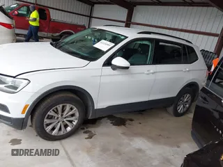 2020 Volkswagen Tiguan S z VIN 3VV1B7AX1LM110352, wystawiony jako IAAI lot #42224581 z przebiegiem 60 597 mil mil oraz . Historia ofert i sprzedaży dostępna na DreamBid. Obrazek 15.