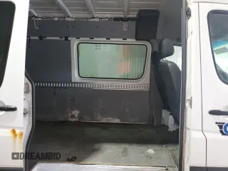 2011 Freightliner Sprinter z VIN WDRPE8CC7B5506404, wystawiony jako Copart lot #55090695 z przebiegiem 360 357 mil mil oraz Czysty tytuł • Clean title. Historia ofert i sprzedaży dostępna na DreamBid. Obrazek 11.