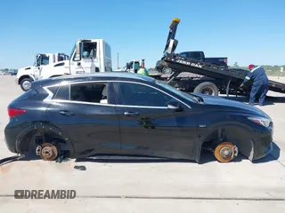 2019 Infiniti QX30 Luxe с VIN SJKCH5CP8KA007154, выставлен на аукционе IAAI как лот 41977924 с пробегом 58 288 миль миль и . История ставок и продаж доступна на DreamBid. Изображение 12.