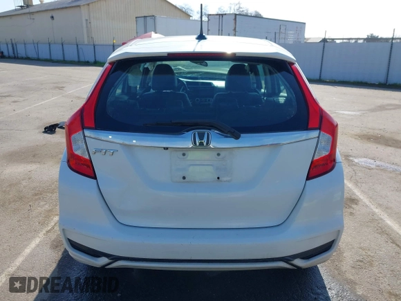 2018 Honda Fit EX-L with VIN 3HGGK5H90JM727180, listed as a IAAI auction lot 41610155 with 180,020 mi miles. Bid and sale history available at carsss.com. Image 17.