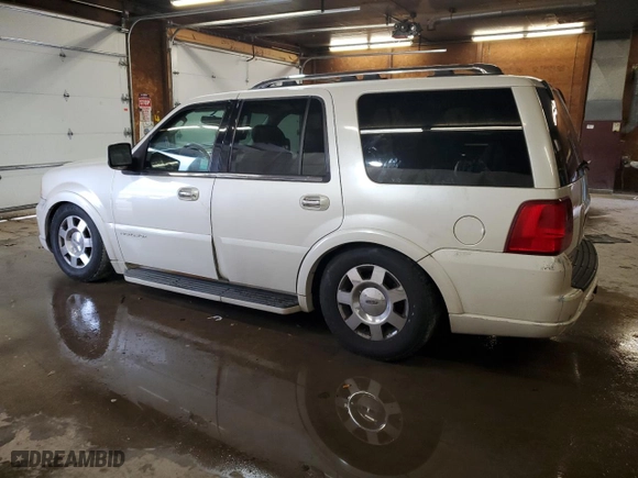 2005 Lincoln Navigator Luxury with VIN 5LMFU28555LJ19347, listed as a Copart auction lot 67631534 with 138,272 mi miles and Clean Title. Bid and sale history available at carsss.com. Image 2.