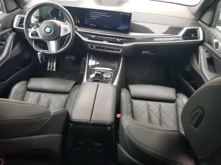 2024 BMW X5 sDrive40i with VIN 5UX13EU07R9U04052, listed as a Copart auction lot 44215095 with 22,655 mi miles and Salvage Title. Bid and sale history available at carsss.com. Image 8.