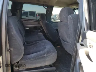 2002 Chevrolet Suburban LT with VIN 3GNEC16T62G229826, listed as a Copart auction lot 76776004 with 285,702 mi miles and Salvage Title. Bid and sale history available at carsss.com. Image 11.