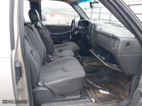2005 Chevrolet Silverado 1500 LS with VIN 2GCEC19V351259224, listed as a IAAI auction lot 41183501 with 1 mi miles. Bid and sale history available at carsss.com. Image 5.